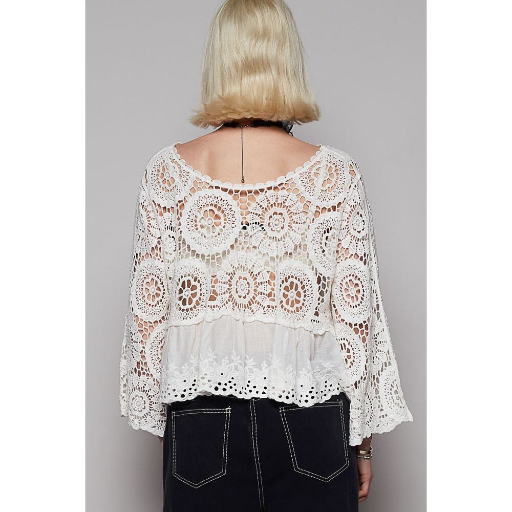 POL Crochet Cropped Flowey Top - Picture 4 of 4